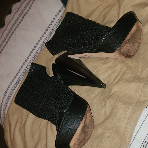 Dolce Vita Platform booties - Picture 4 of 7